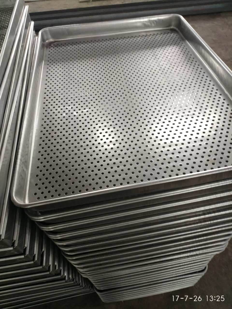 Custom drying trays, stainless steel trays